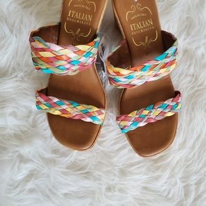 ITALIAN SHOEMAKERS WOMEN'S WEDGE